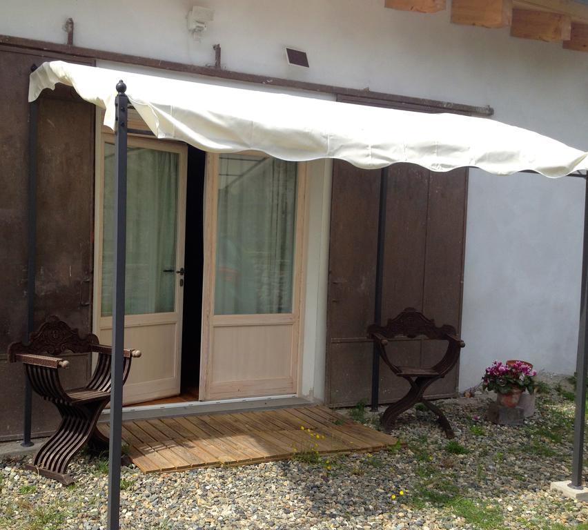 B&B Al Giardino Dei Mandorli Prasco Zimmer foto